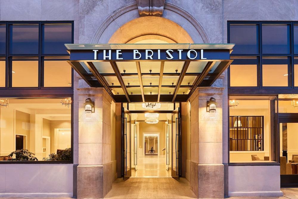 The Bristol Hotel Ngoại thất bức ảnh